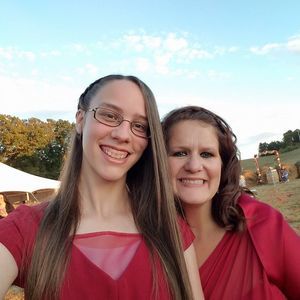 Meet your Posher, Ginny